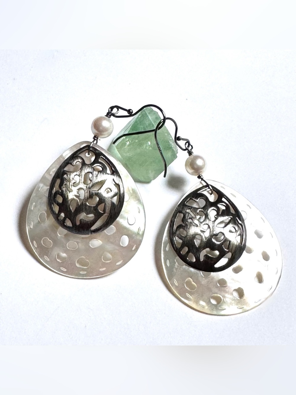 NEW Earrings White Mother of Pearl Oxidized Sterling 925 Teardrop NEW IN BOX